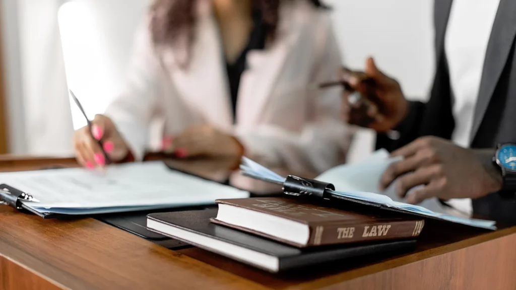 client and maritime personal injury lawyer discussing compensation for a cruise ship injury