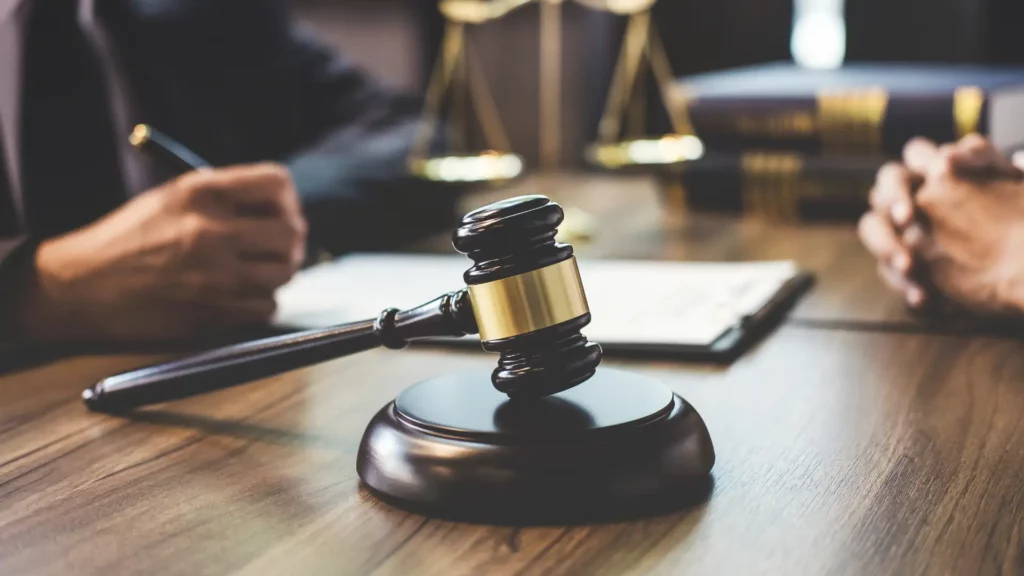 a cruise ship injury lawyer and a client discussing a personal injury case
